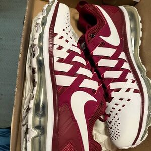 Nike Men’s Maroon and White Air Cushion Running Shoes